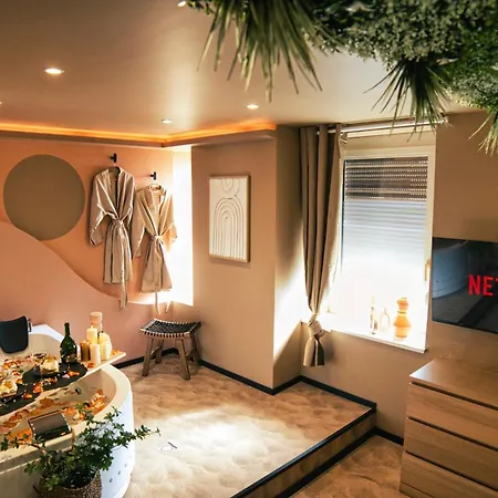 アパート Desert Rose Jacuzzi Situe A 5 Min Du Centre De Stationnement Privee Sur Demande *