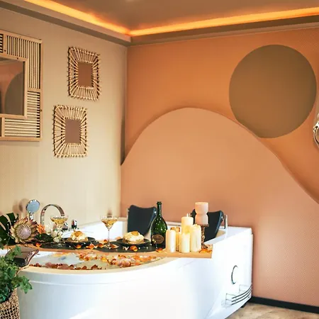 アパート Desert Rose Jacuzzi Situe A 5 Min Du Centre De Stationnement Privee Sur Demande